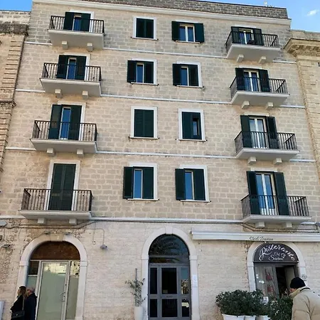 Pensionat Le Dimore Di Don Corrado Trani